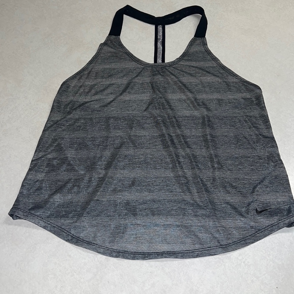 Nike workout top
